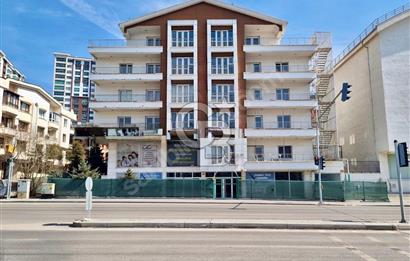 CADDE ÜZERİ TOPLU ULAŞIM MERKEZİ KONUM 3000M2 KOMPLE KİRALK BİNA