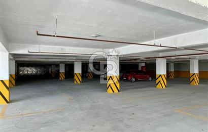 2 BLOKLU SİTEDE 7/24 GÜVENLKLİ ORTA KAT LÜX YAPILI MASRAFSIZ 4+1