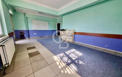 CADDE ÜZERİ TOPLU ULAŞIM MERKEZİ KONUM 3000M2 KOMPLE KİRALK BİNA