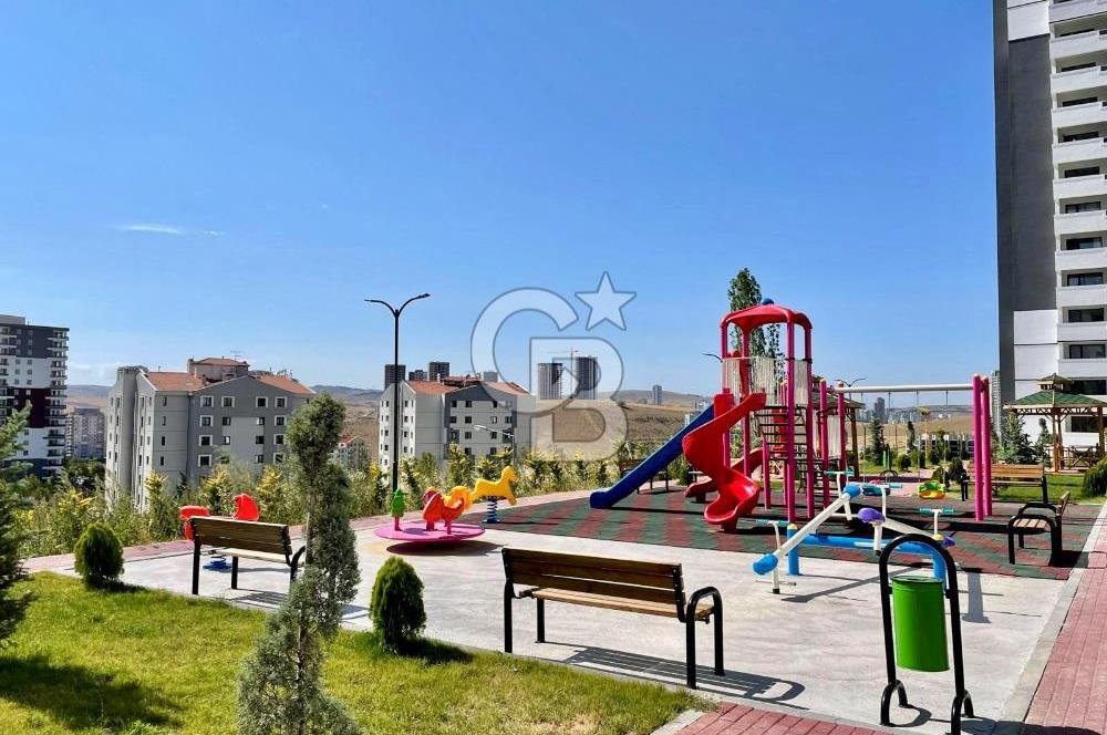 2 BLOKLU SİTEDE 7/24 GÜVENLKLİ ORTA KAT LÜX YAPILI MASRAFSIZ 4+1