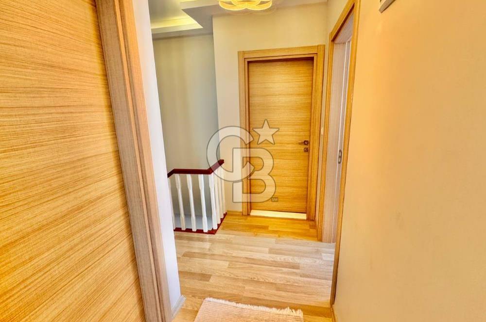 CB ENVOY Başiskele Zeray Kent'te Mükemmel Manzaralı 4+1 Dubleks