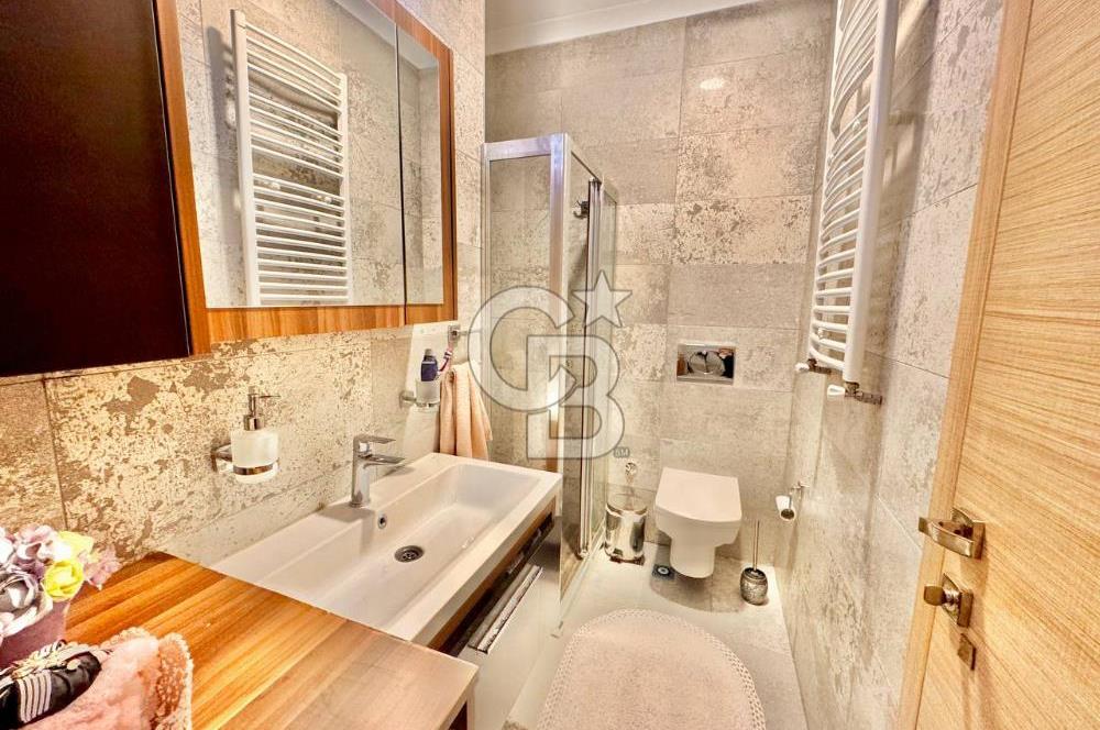 CB ENVOY Başiskele Zeray Kent'te Mükemmel Manzaralı 4+1 Dubleks