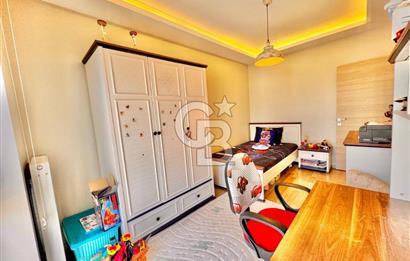 CB ENVOY Başiskele Zeray Kent'te Mükemmel Manzaralı 4+1 Dubleks