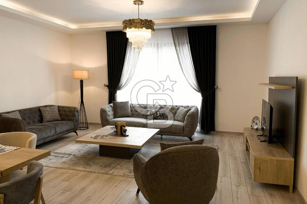 2 BLOKLU SİTEDE 7/24 GÜVENLKLİ ORTA KAT LÜX YAPILI MASRAFSIZ 4+1