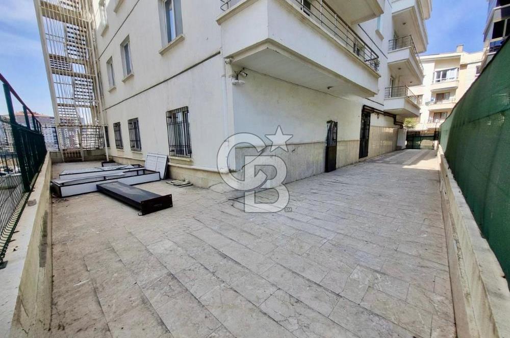 CADDE ÜZERİ TOPLU ULAŞIM MERKEZİ KONUM 3000M2 KOMPLE KİRALK BİNA