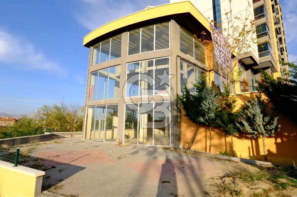 SAMSUN ANKARA YOLU'NA CEPHE KÖŞE BAŞI SATILIK DÜKKAN&MAĞAZA