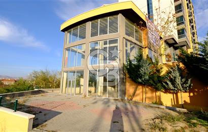 SAMSUN ANKARA YOLU'NA CEPHE KÖŞE BAŞI SATILIK DÜKKAN&MAĞAZA