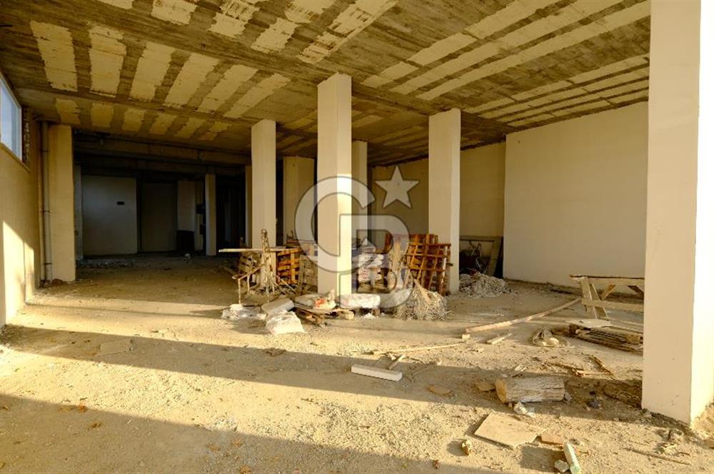 SAMSUN ANKARA YOLU'NA CEPHE KÖŞE BAŞI SATILIK DÜKKAN&MAĞAZA