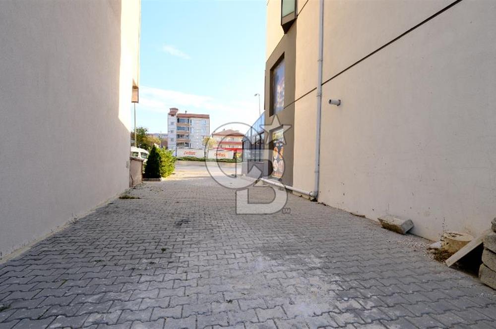 SAMSUN ANKARA YOLU ÜZERİ KÖŞE BAŞI SATILIK DÜKKAN