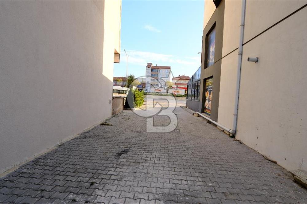 SAMSUN ANKARA YOLU ÜZERİ KÖŞE BAŞI SATILIK DÜKKAN