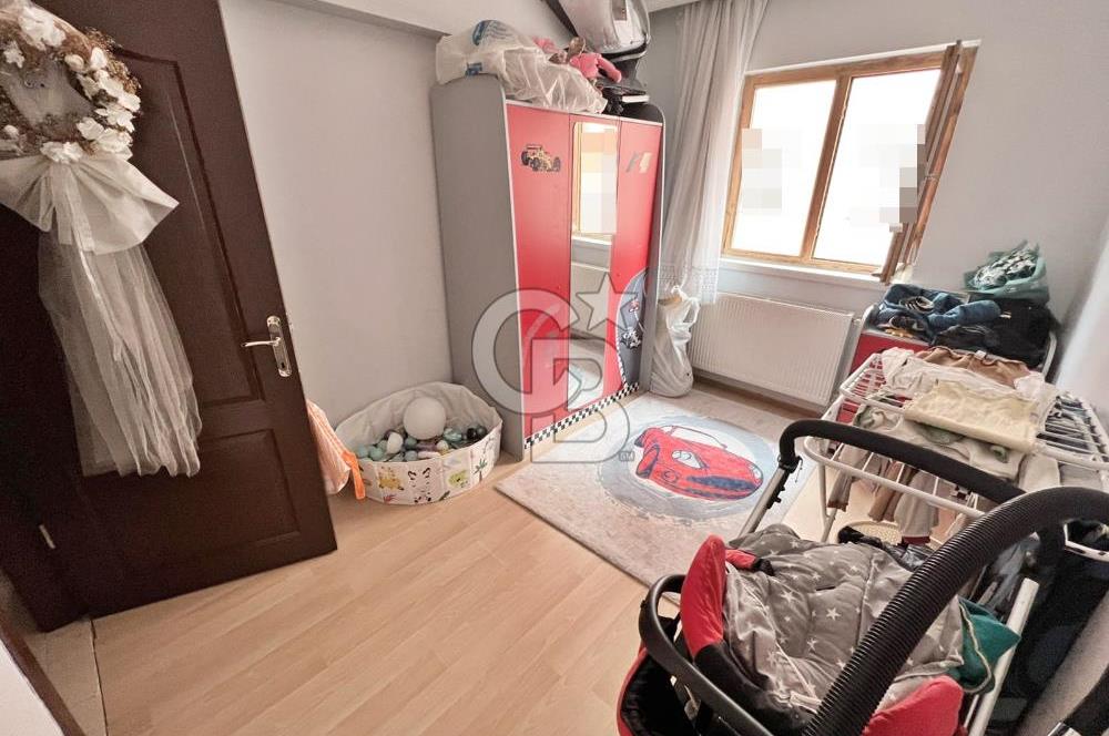 ŞEHİTLER CD ÜZERİ ÖN CEPHE ÇİFT BALKONLU MASRAFSIZ GENİŞ 3+1 