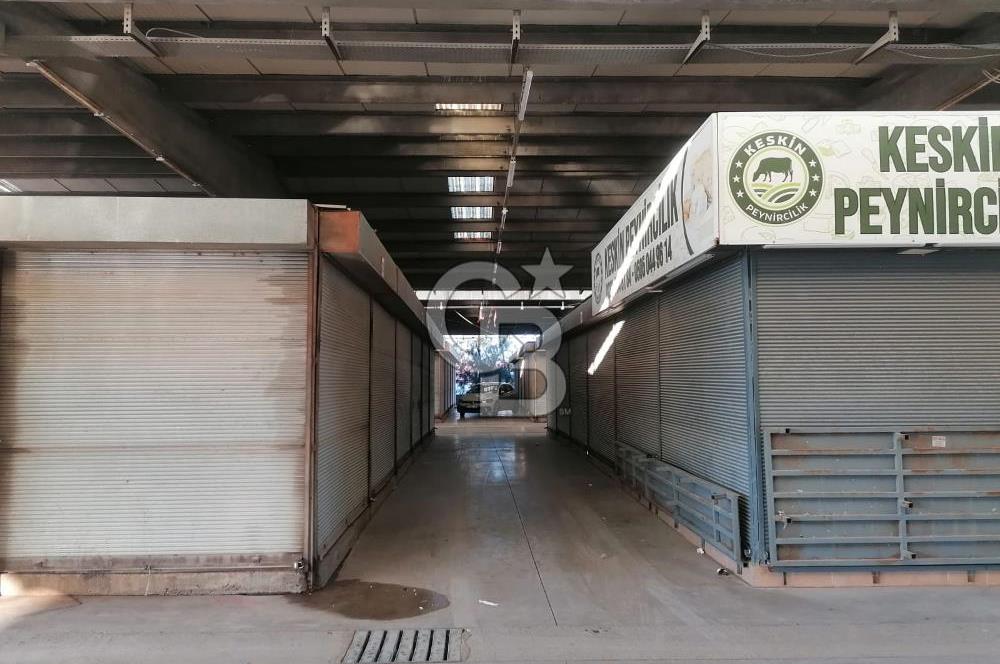 Urla Pazarında Satılık dükkan 