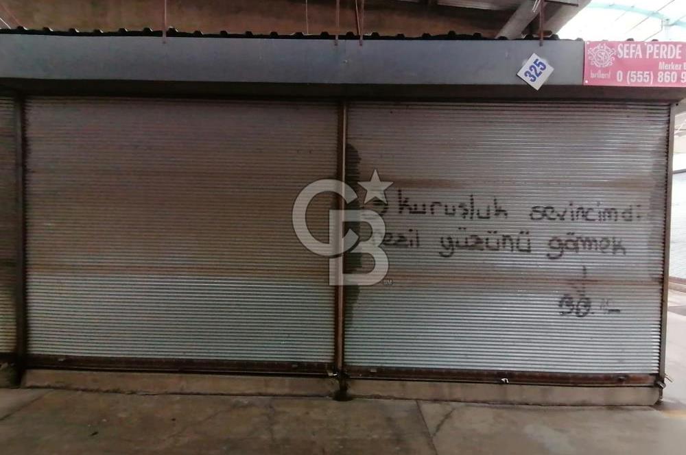 Urla Pazarında Satılık dükkan 