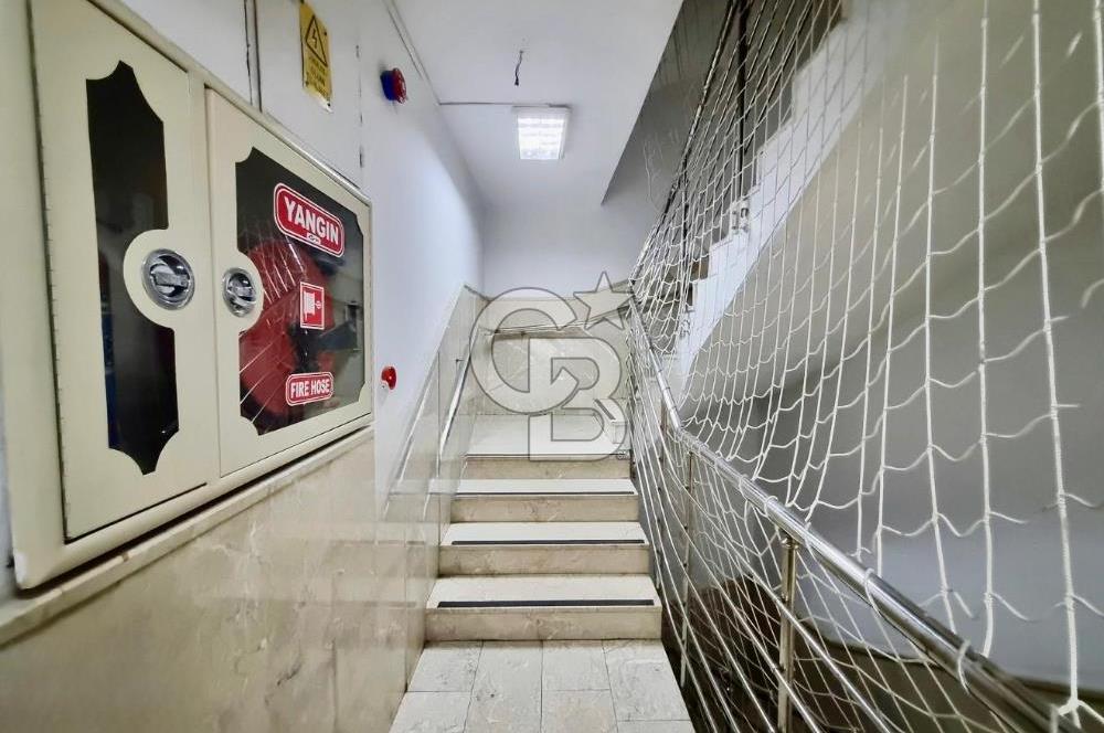 CADDE ÜZERİ TOPLU ULAŞIM MERKEZİ KONUM 3000M2 KOMPLE KİRALK BİNA