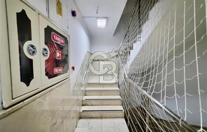 CADDE ÜZERİ TOPLU ULAŞIM MERKEZİ KONUM 3000M2 KOMPLE KİRALK BİNA