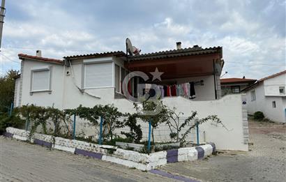 Seferihisar Turgut’da Satılık Köy Evi