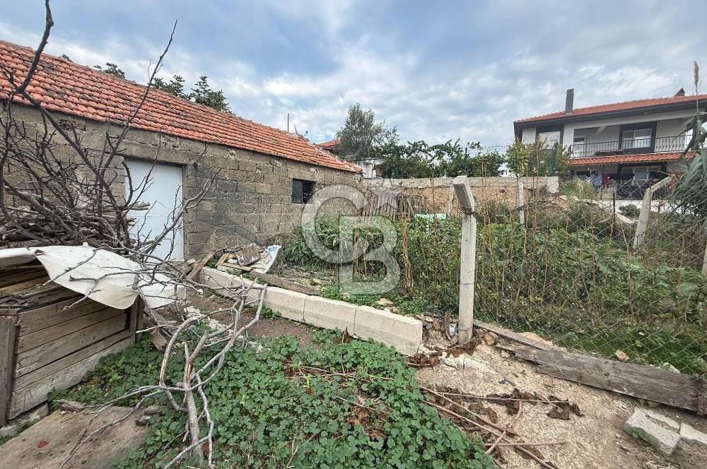 Seferihisar Turgut’da Satılık Köy Evi