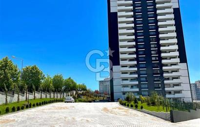 2 BLOKLU SİTEDE 7/24 GÜVENLKLİ ORTA KAT LÜX YAPILI MASRAFSIZ 4+1