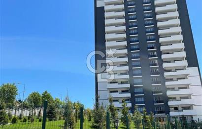 2 BLOKLU SİTEDE 7/24 GÜVENLKLİ ORTA KAT LÜX YAPILI MASRAFSIZ 4+1