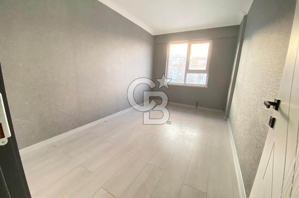 CADDE YAKINI ASANSÖRLÜ İSKANLI YENİ BİNADA KATTA SIFIR 3+1