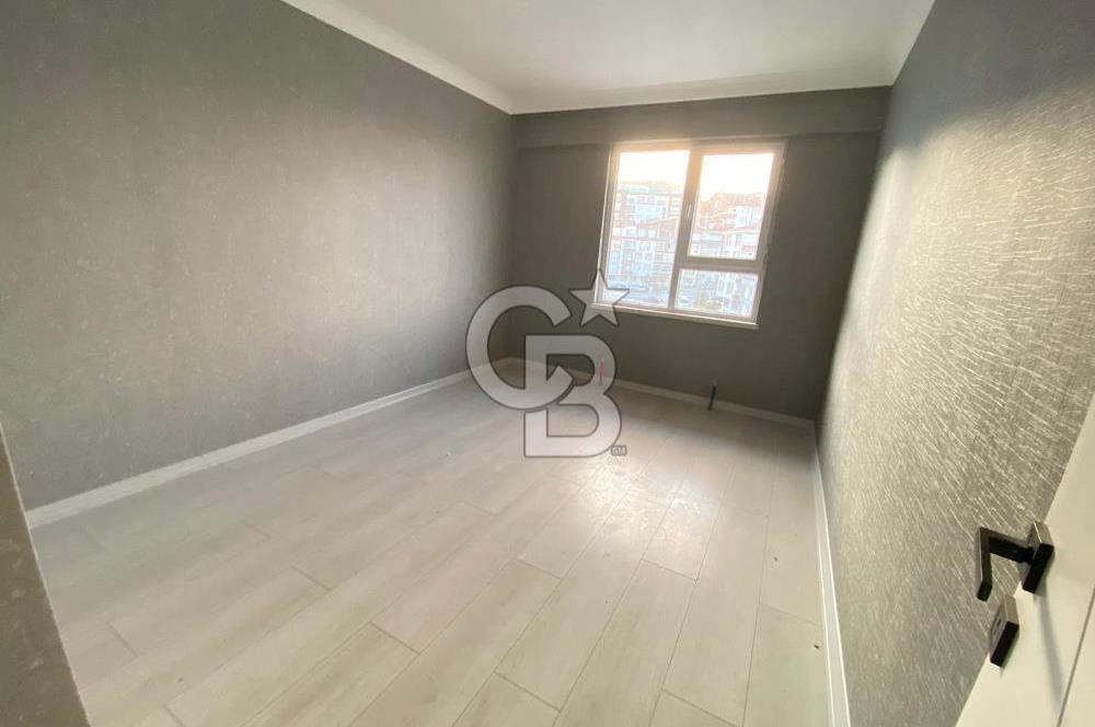 CADDE YAKINI ASANSÖRLÜ İSKANLI YENİ BİNADA KATTA SIFIR 3+1