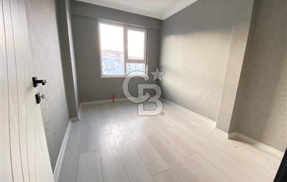 CADDE YAKINI ASANSÖRLÜ İSKANLI YENİ BİNADA KATTA SIFIR 3+1