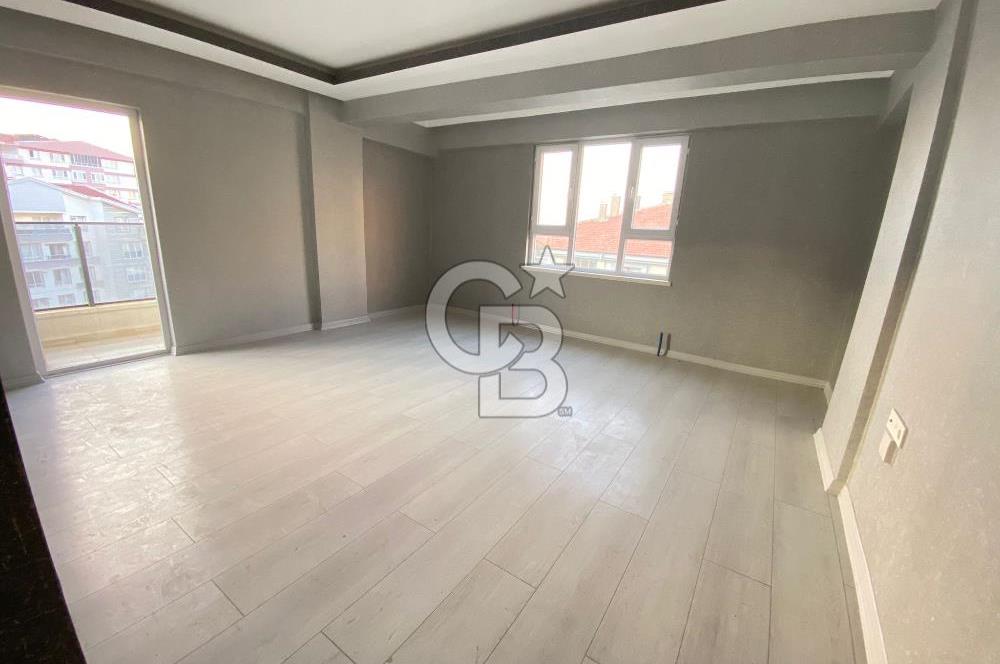 CADDE YAKINI ASANSÖRLÜ İSKANLI YENİ BİNADA KATTA SIFIR 3+1