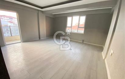 CADDE YAKINI ASANSÖRLÜ İSKANLI YENİ BİNADA KATTA SIFIR 3+1