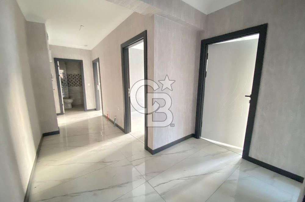 CADDE YAKINI ASANSÖRLÜ İSKANLI YENİ BİNADA KATTA SIFIR 3+1