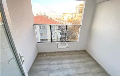 CADDE YAKINI ASANSÖRLÜ İSKANLI YENİ BİNADA KATTA SIFIR 3+1