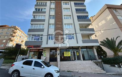 Kartal Yakacık Yeni Mahalle'de Ferah ve Kullanışlı 3+1 Daire