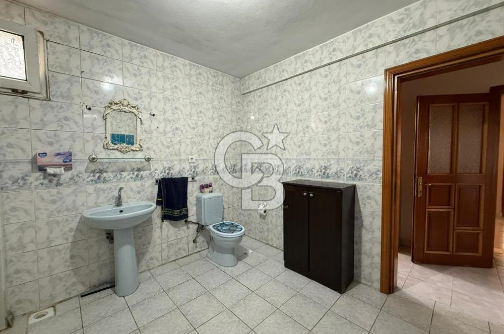 Kartal Yakacık Yeni Mahalle'de Ferah ve Kullanışlı 3+1 Daire