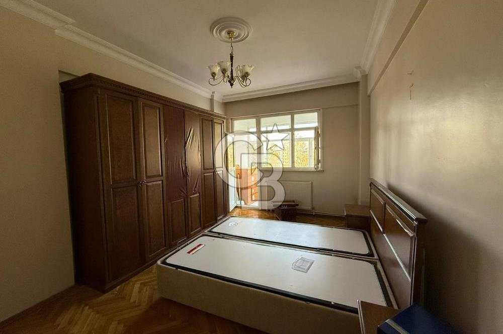 Kartal Yakacık Yeni Mahalle'de Ferah ve Kullanışlı 3+1 Daire