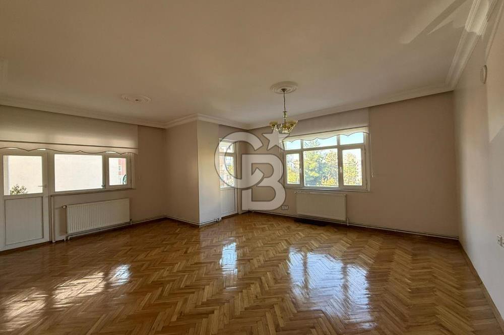 Kartal Yakacık Yeni Mahalle'de Ferah ve Kullanışlı 3+1 Daire