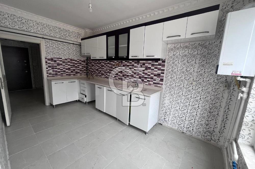 CADDE ÜZERİ ÖN CEPHE ASANSÖRLÜ GENİŞ BALKONLU 2+1 KAT KONUMUNDA