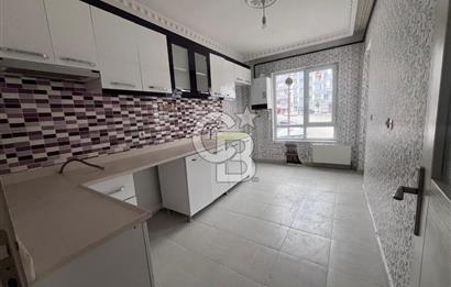 CADDE ÜZERİ ÖN CEPHE ASANSÖRLÜ GENİŞ BALKONLU 2+1 KAT KONUMUNDA