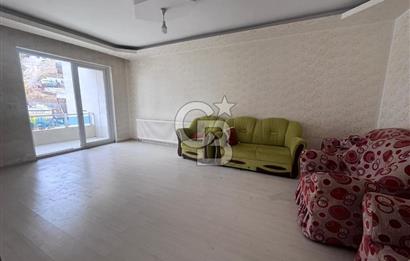 CADDE ÜZERİ ÖN CEPHE ASANSÖRLÜ GENİŞ BALKONLU 2+1 KAT KONUMUNDA