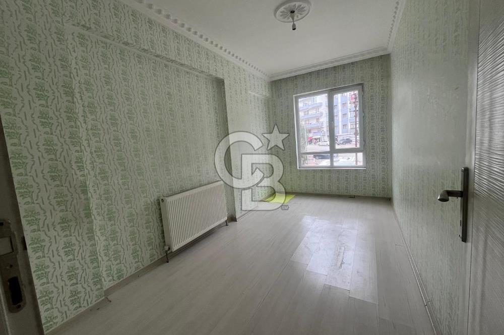 CADDE ÜZERİ ÖN CEPHE ASANSÖRLÜ GENİŞ BALKONLU 2+1 KAT KONUMUNDA