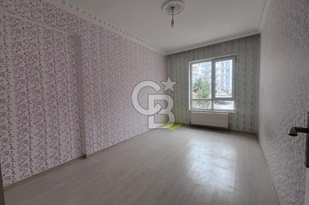 CADDE ÜZERİ ÖN CEPHE ASANSÖRLÜ GENİŞ BALKONLU 2+1 KAT KONUMUNDA