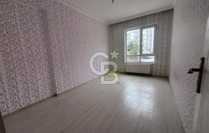 CADDE ÜZERİ ÖN CEPHE ASANSÖRLÜ GENİŞ BALKONLU 2+1 KAT KONUMUNDA