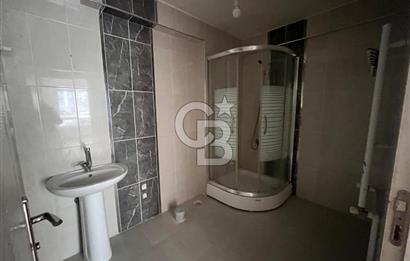 CADDE ÜZERİ ÖN CEPHE ASANSÖRLÜ GENİŞ BALKONLU 2+1 KAT KONUMUNDA