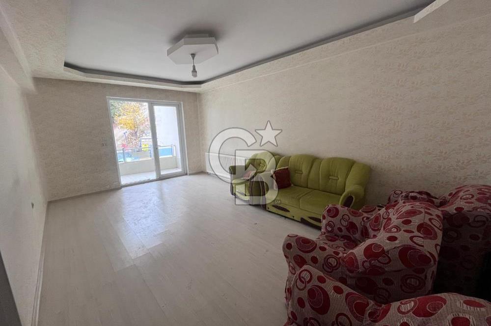 CADDE ÜZERİ ÖN CEPHE ASANSÖRLÜ GENİŞ BALKONLU 2+1 KAT KONUMUNDA