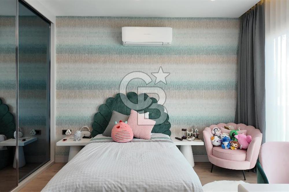 URLA KUŞÇULAR’DA MÜSTAKİL HAVUZLU, AKILLI EV SİSTEMLİ, ŞÖMİNELİ LÜKS VİLLA