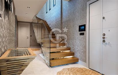 URLA KUŞÇULAR’DA MÜSTAKİL HAVUZLU, AKILLI EV SİSTEMLİ, ŞÖMİNELİ LÜKS VİLLA