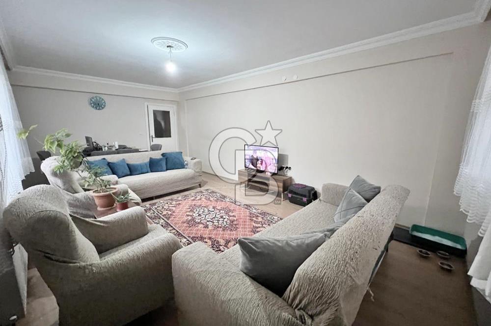 MİLLET BAHÇESİ VE SAAT KULESİ YAKINI CEPHELERİ AÇIK KAT KONUMLU 100M2 2+1 