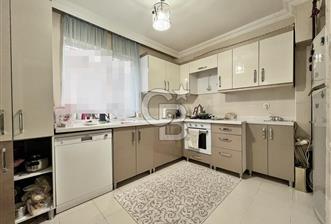 MİLLET BAHÇESİ VE SAAT KULESİ YAKINI CEPHELERİ AÇIK KAT KONUMLU 100M2 2+1  - 1 - 314363