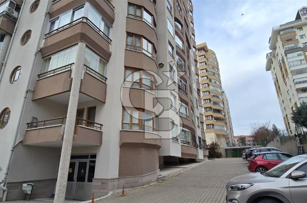 Çayyolu, Net 160 m2, Satılık Daire, Otoparklı, 2. Banyolu