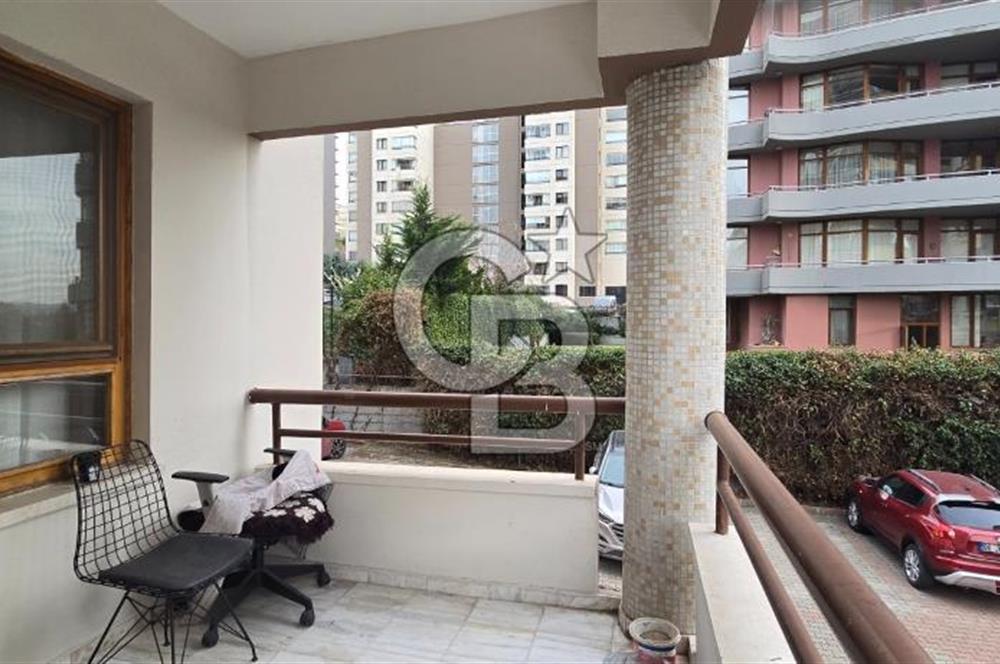 Çayyolu, Net 160 m2, Satılık Daire, Otoparklı, 2. Banyolu