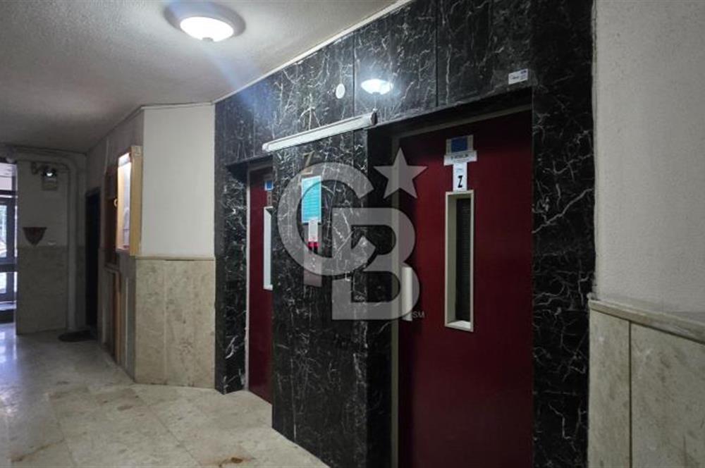 Çayyolu, Net 160 m2, Satılık Daire, Otoparklı, 2. Banyolu