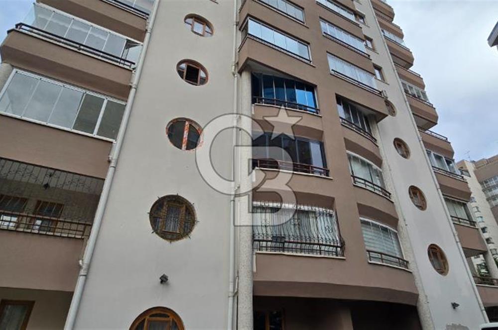 Çayyolu, Net 160 m2, Satılık Daire, Otoparklı, 2. Banyolu